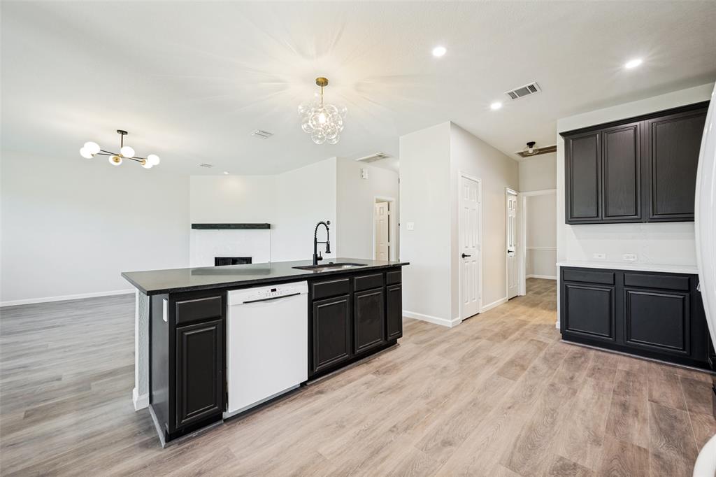 5205 Bay View Drive Property Photo 15