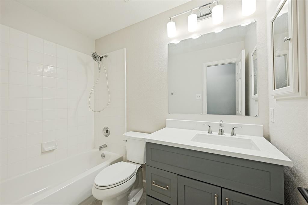 5205 Bay View Drive Property Photo 27