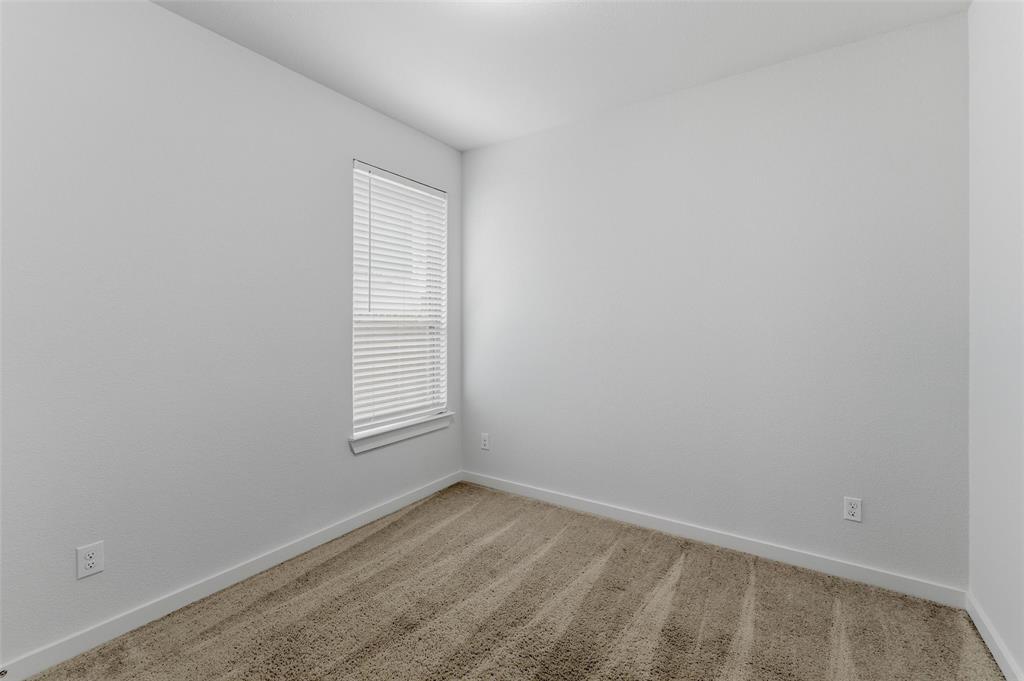 305 Evans Drive Property Photo 7