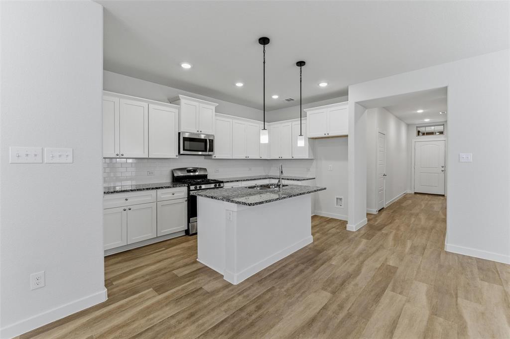 305 Evans Drive Property Photo 12