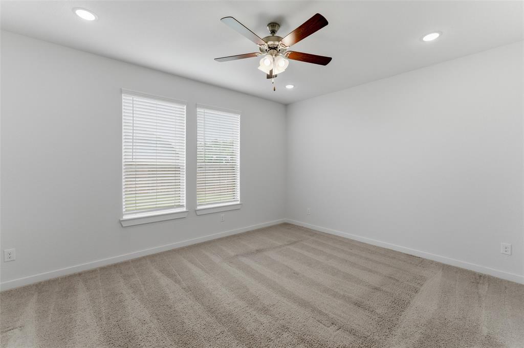 305 Evans Drive Property Photo 16