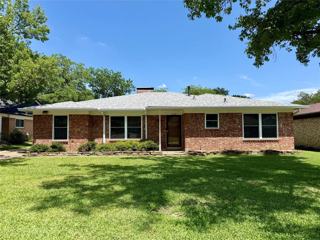 120 S Lynn Avenue Property Photo 1