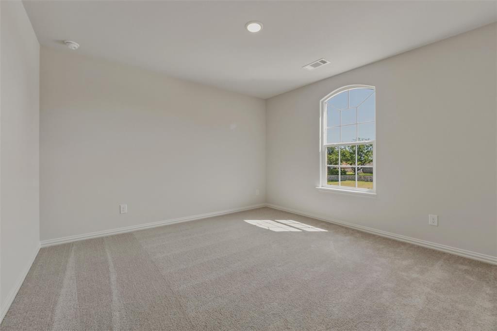 828 Elmstead Drive Property Photo 17