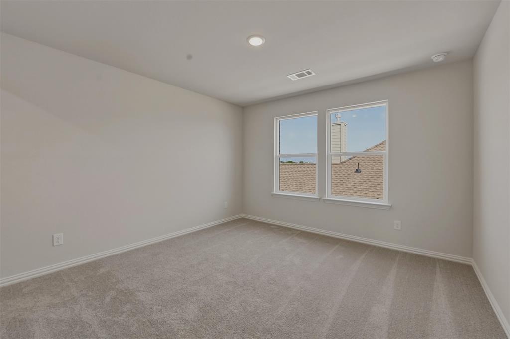 828 Elmstead Drive Property Photo 18