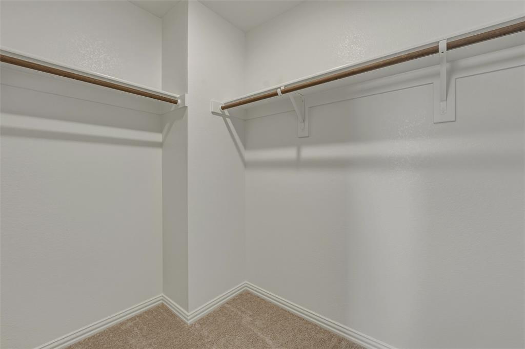 828 Elmstead Drive Property Photo 24