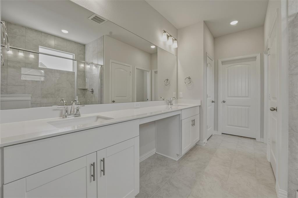 828 Elmstead Drive Property Photo 28