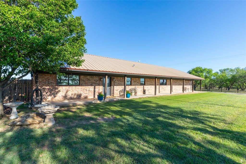 426 S Elmdale Property Photo 7