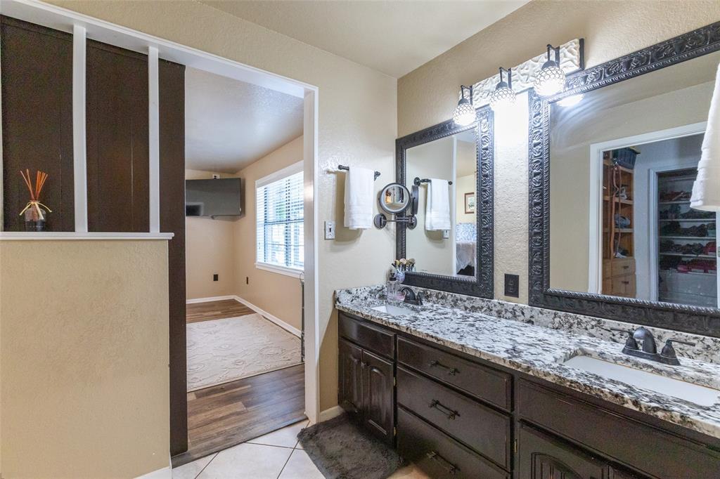 426 S Elmdale Property Photo 36