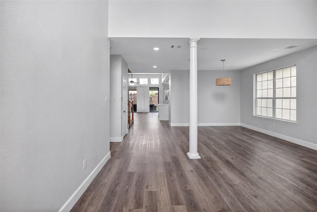 5314 Somerset Drive Property Photo 6
