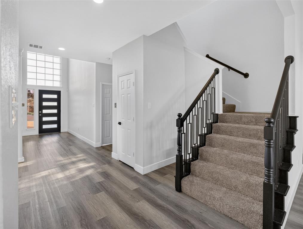 5314 Somerset Drive Property Photo 10