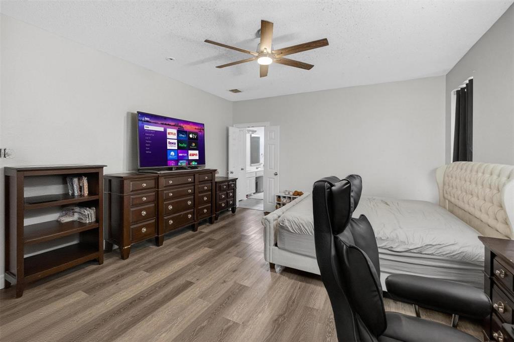 5314 Somerset Drive Property Photo 24