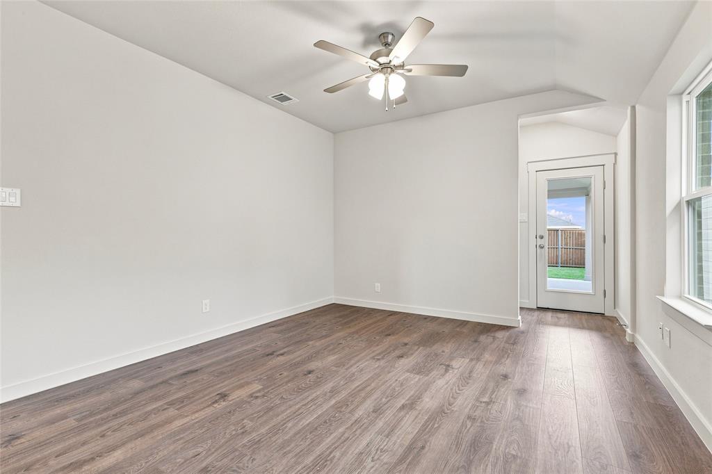 1760 Glacial Beech Place Property Photo 10