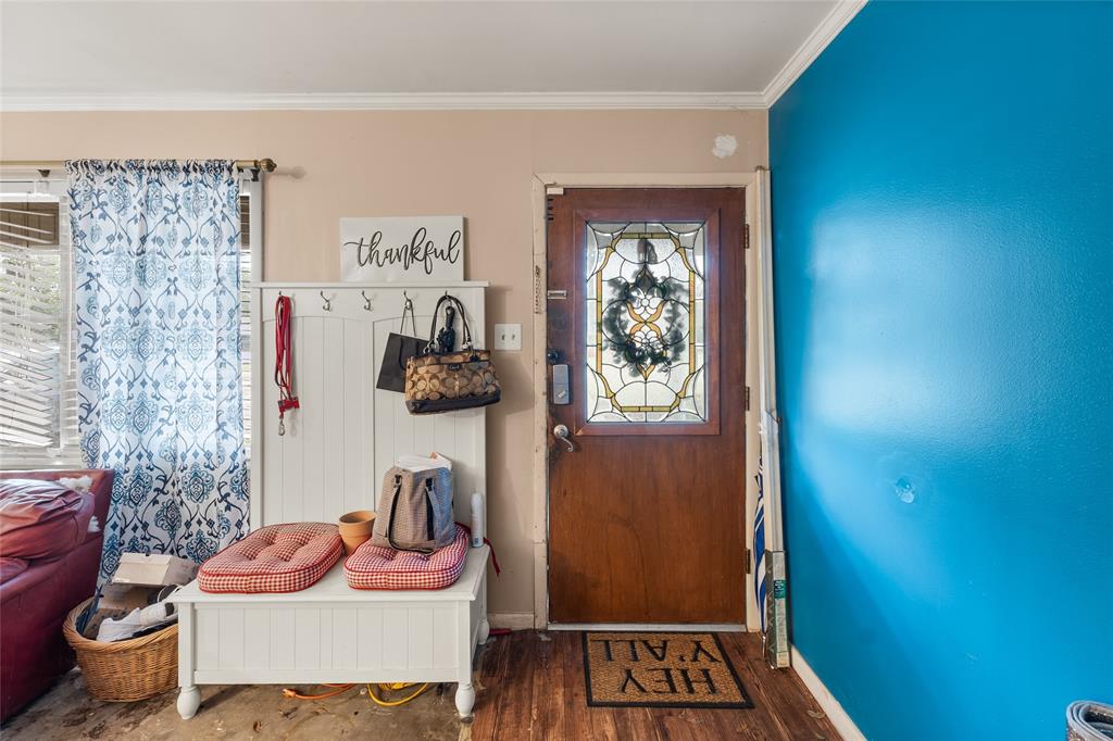 2510 Wychelm Drive Property Photo 4
