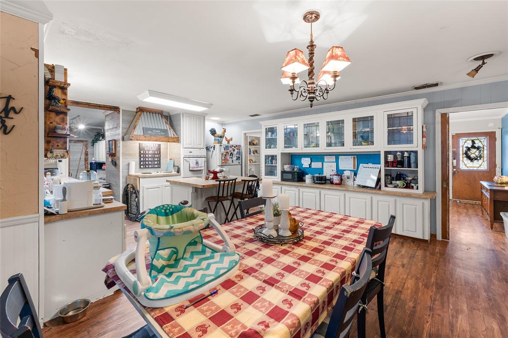2510 Wychelm Drive Property Photo 8