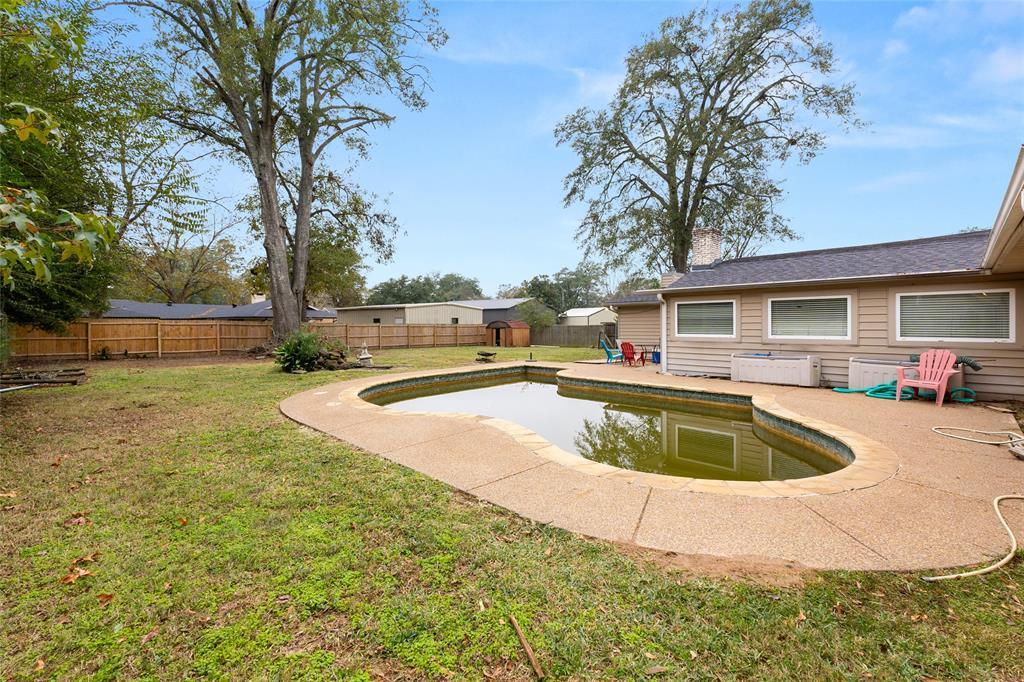 2510 Wychelm Drive Property Photo 37