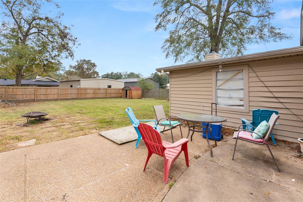 2510 Wychelm Drive Property Photo 38