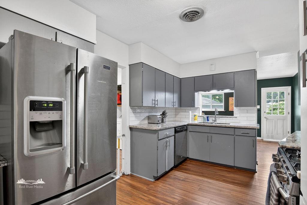 248 Pennsylvania Avenue Property Photo 7