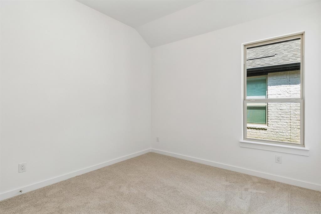 748 Grand Dale Drive Property Photo 22