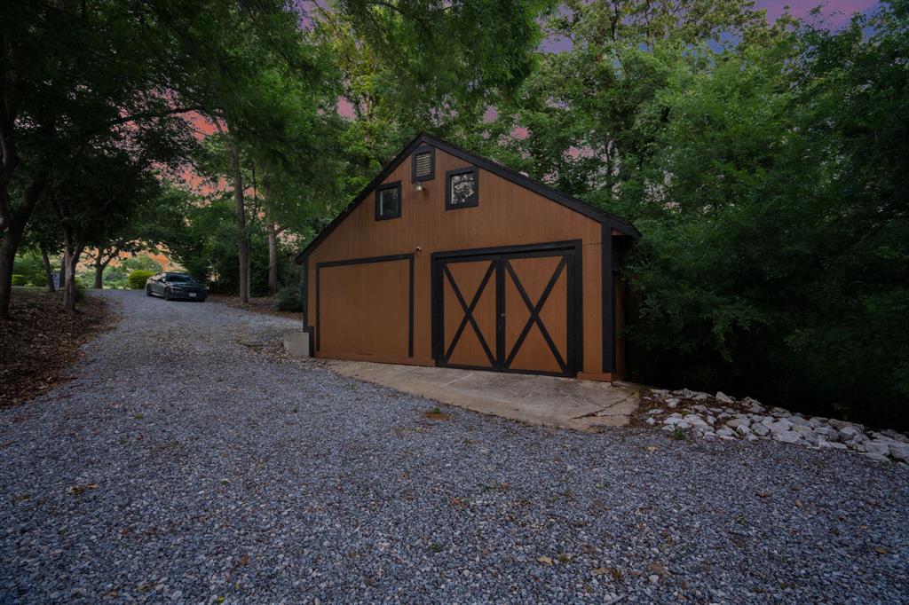 1009 Fox Hollow Lane Property Photo 31