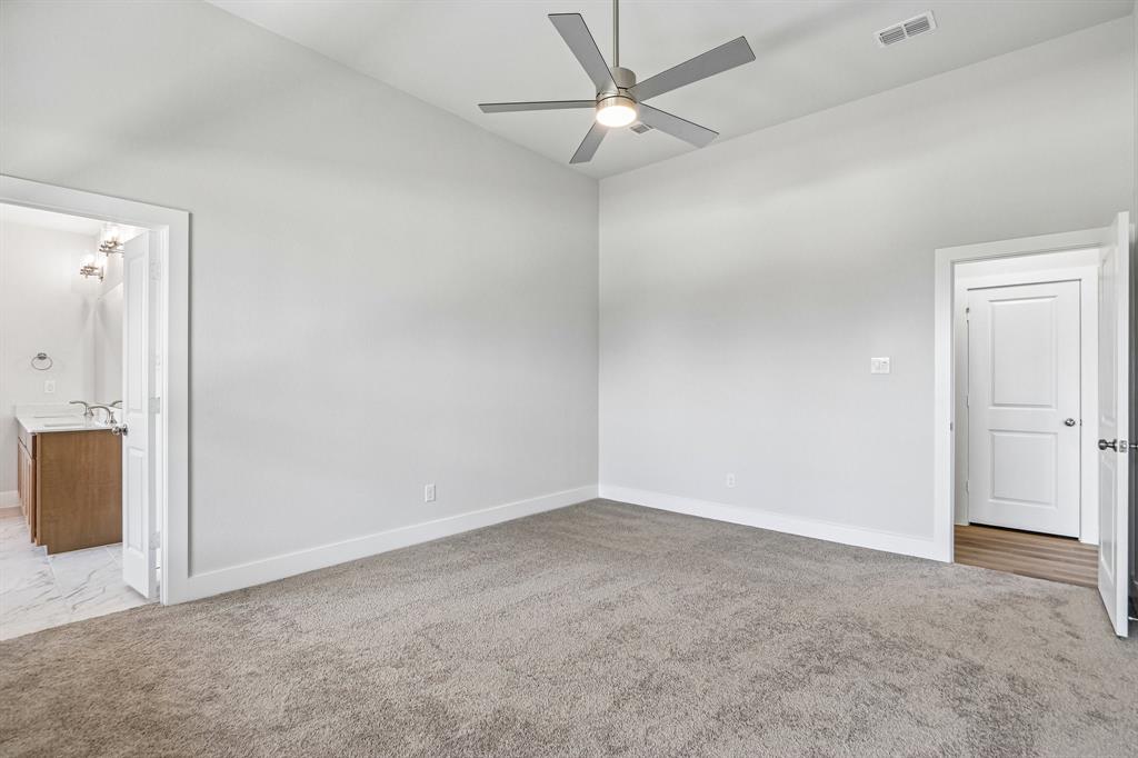 2604 Gladewater Road Property Photo 21