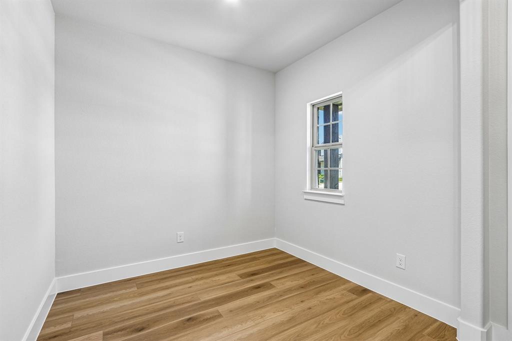 2604 Gladewater Road Property Photo 27