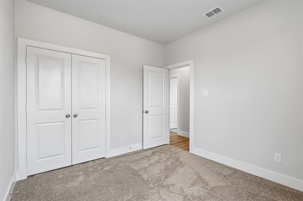 2604 Gladewater Road Property Photo 35