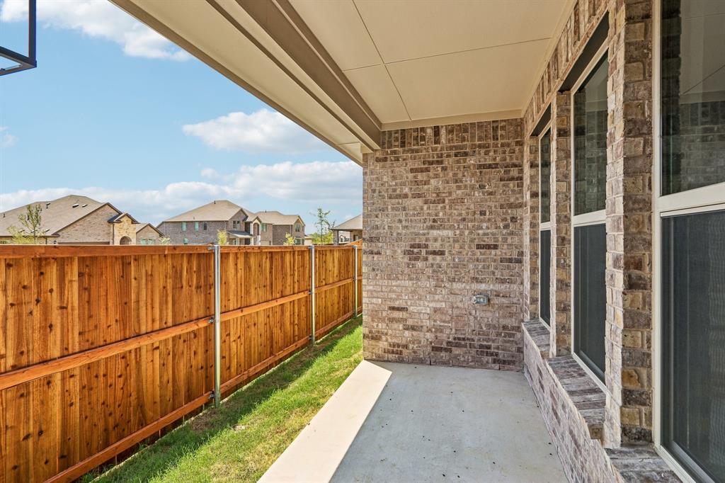 2604 Gladewater Road Property Photo 36