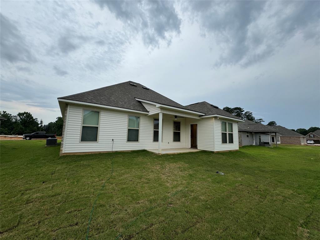 607 Cabernet Property Photo 3