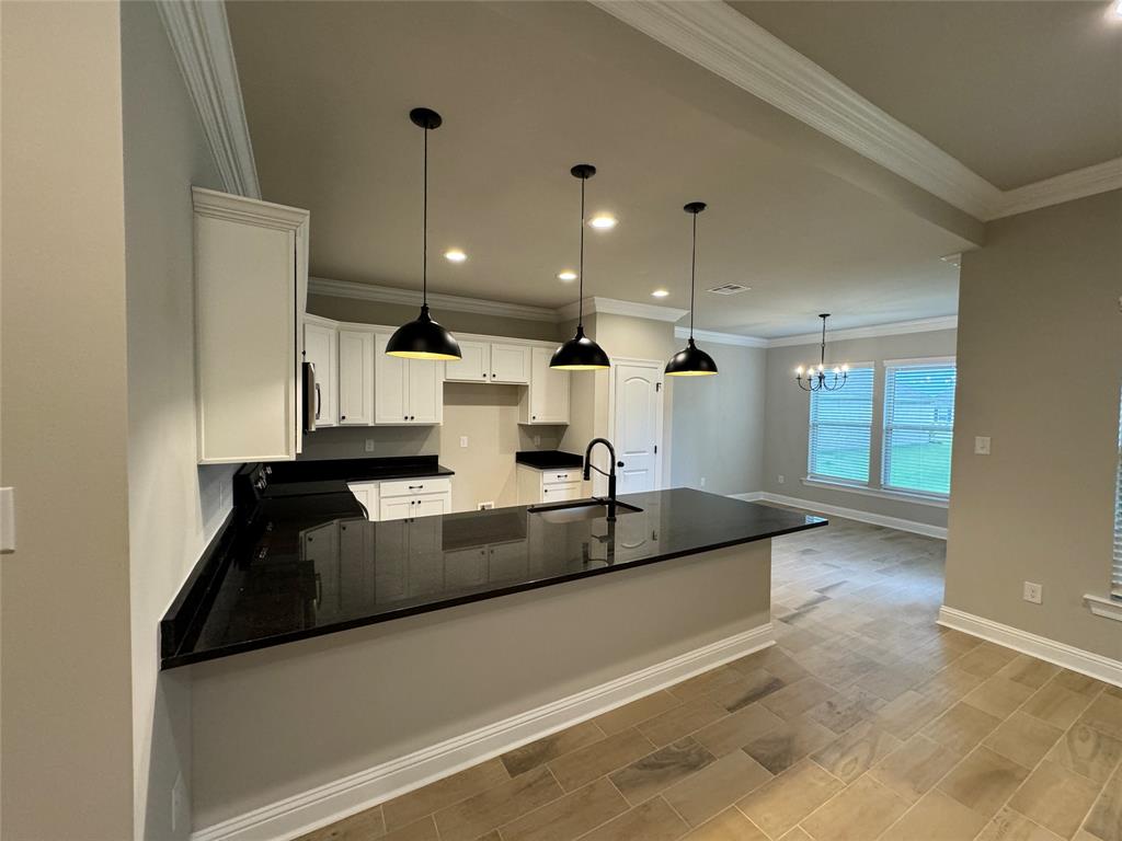 607 Cabernet Property Photo 12