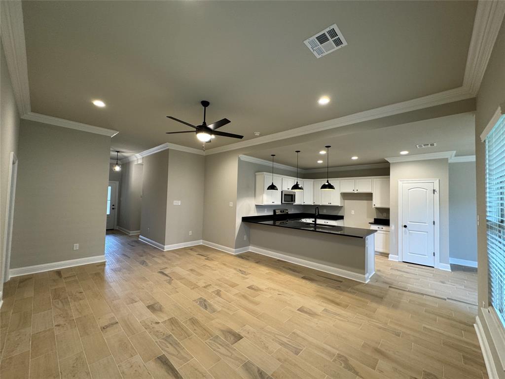 607 Cabernet Property Photo 13