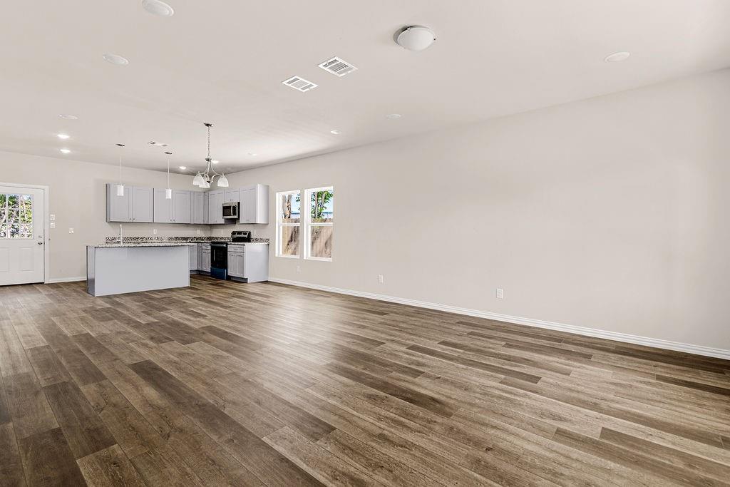 3849 Kimbo Road Property Photo 3