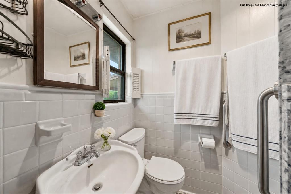 608 W Spring Street Property Photo 18