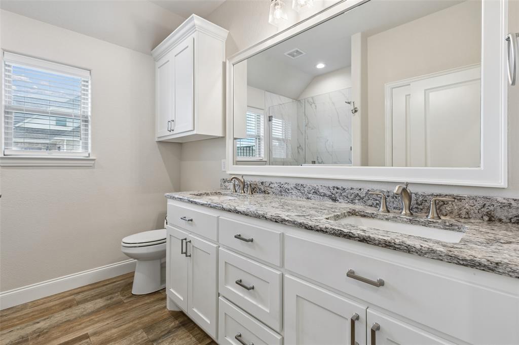 1009 Tobey Court Property Photo 25