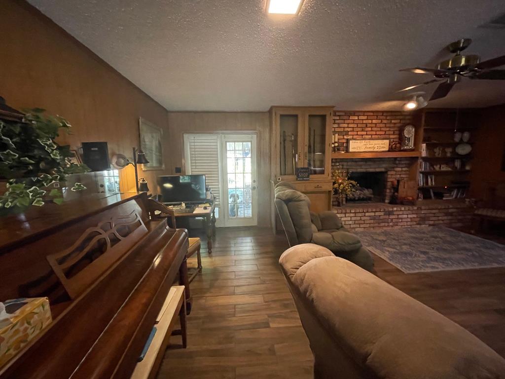 1203 Cr 1127 Property Photo 8