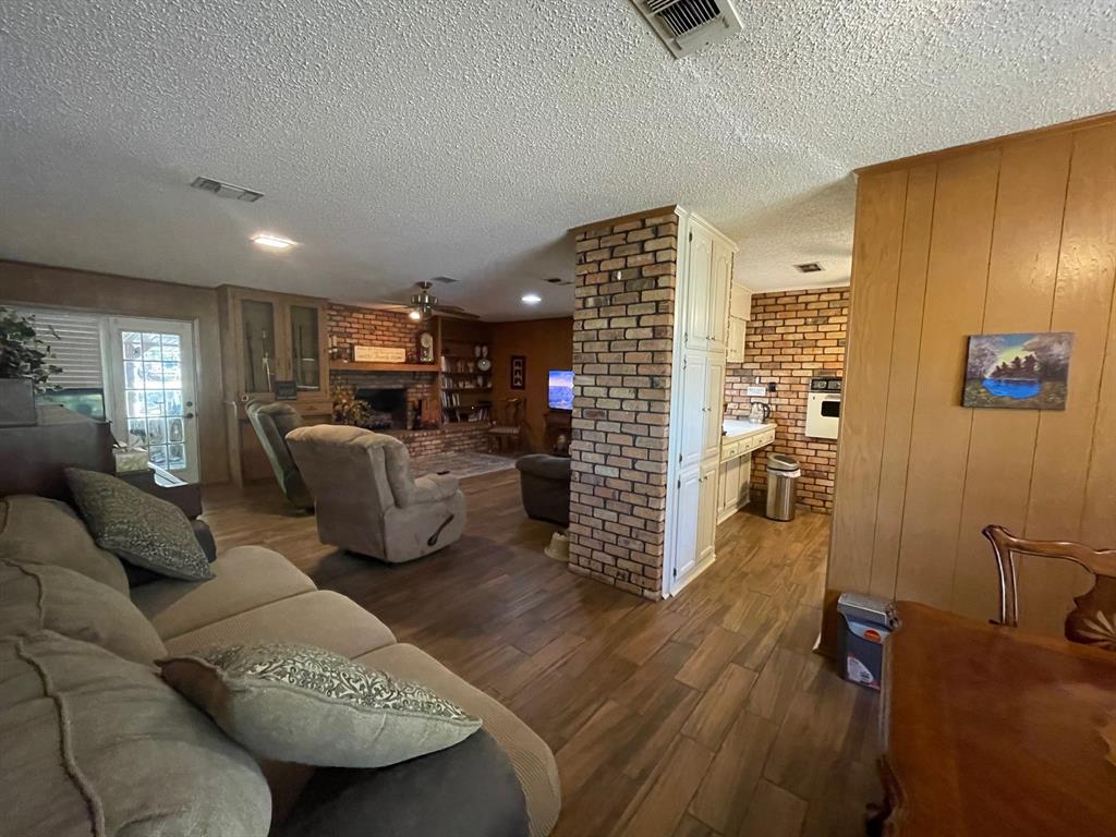 1203 Cr 1127 Property Photo 14