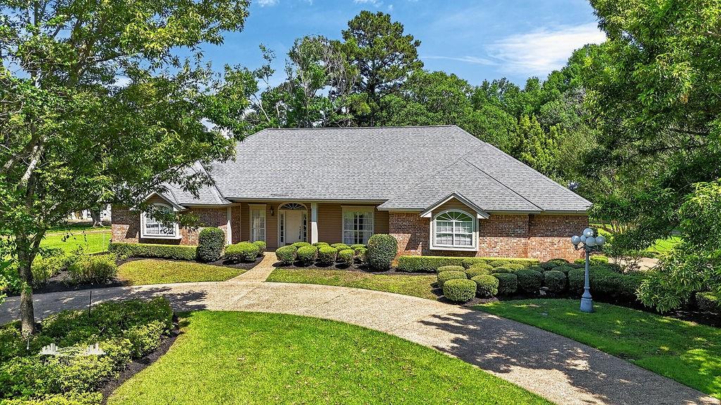 5540 Bent Tree Drive Property Photo 1