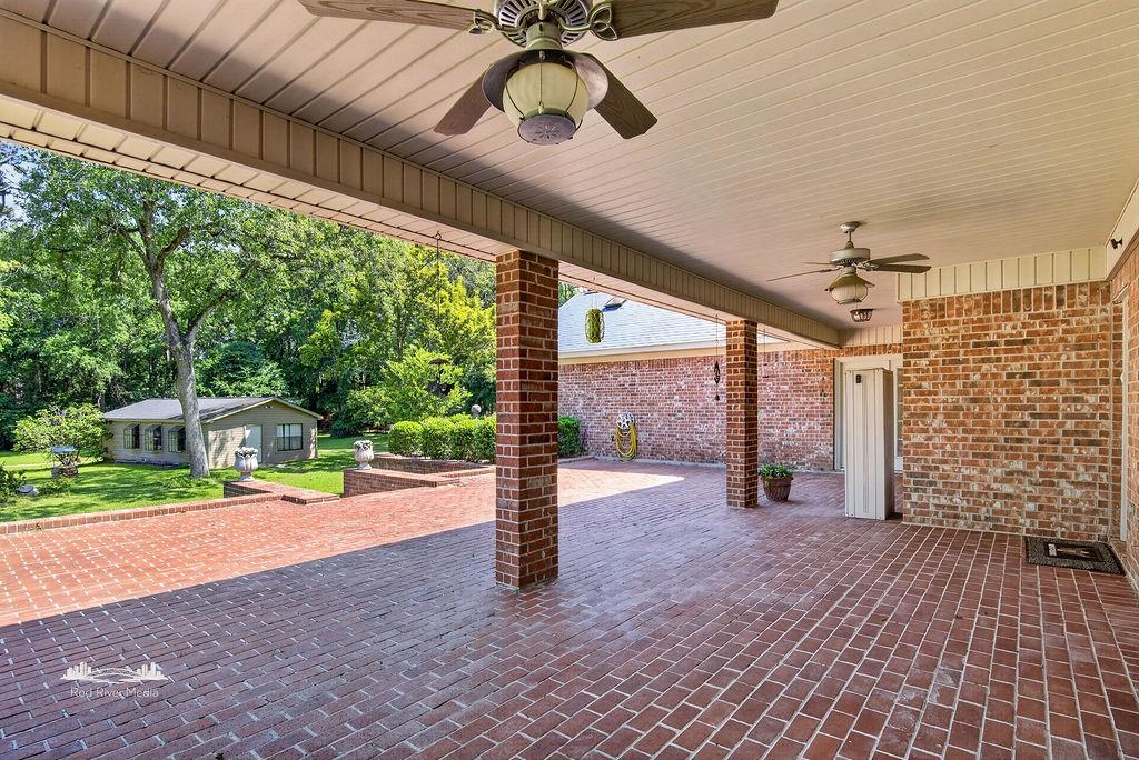5540 Bent Tree Drive Property Photo 8