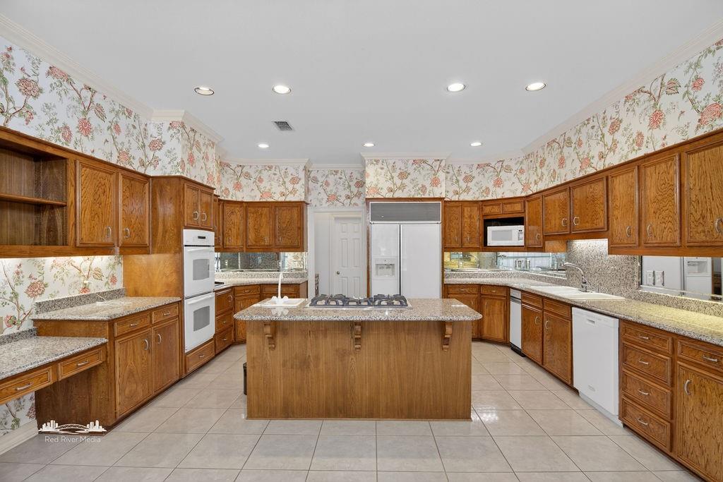 5540 Bent Tree Drive Property Photo 9