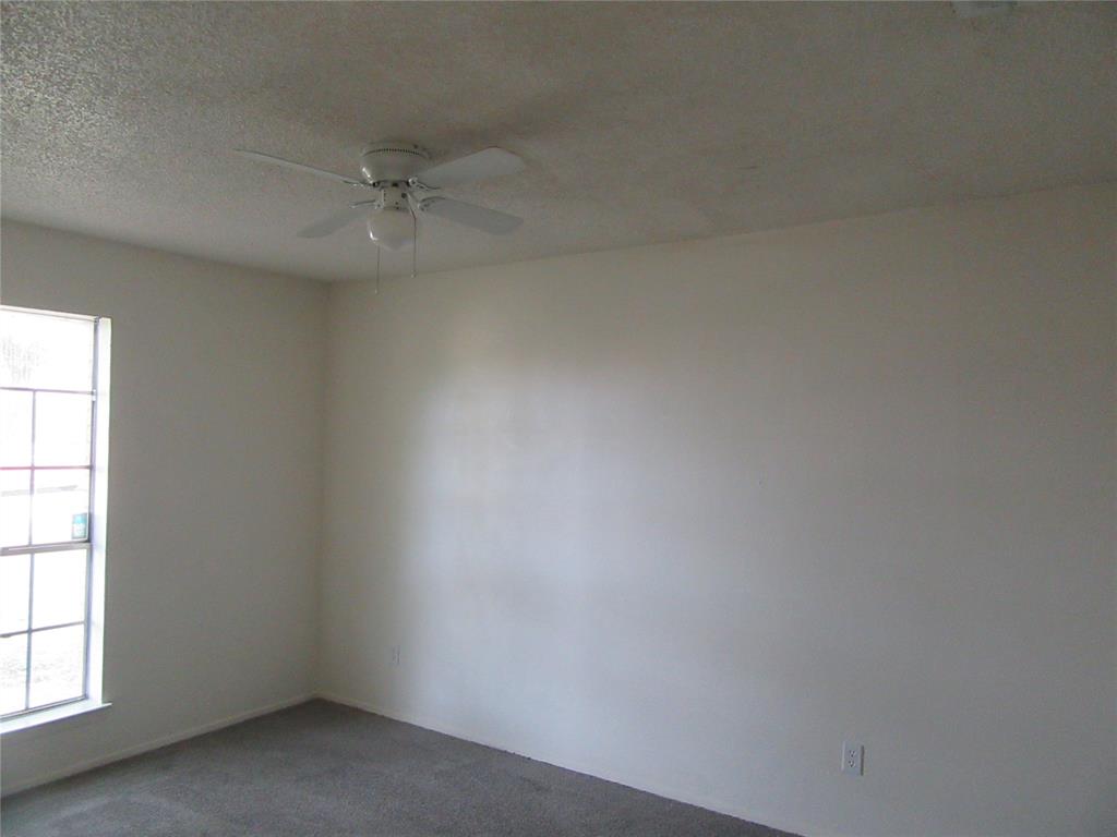1336 Mill Stream Drive Property Photo 4