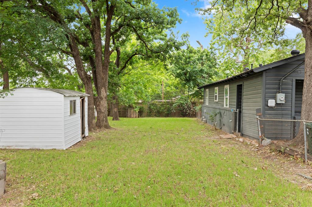 2807 Willard Drive Property Photo 4