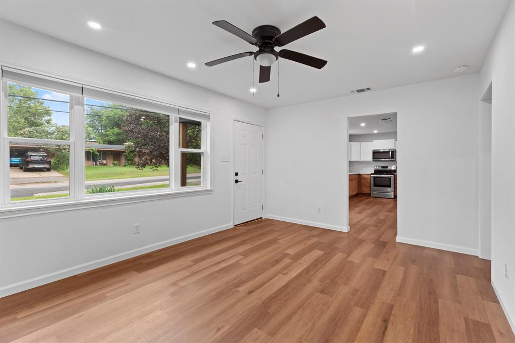 2807 Willard Drive Property Photo 6