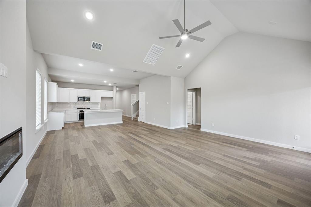 748 Brightstar Drive Property Photo 13