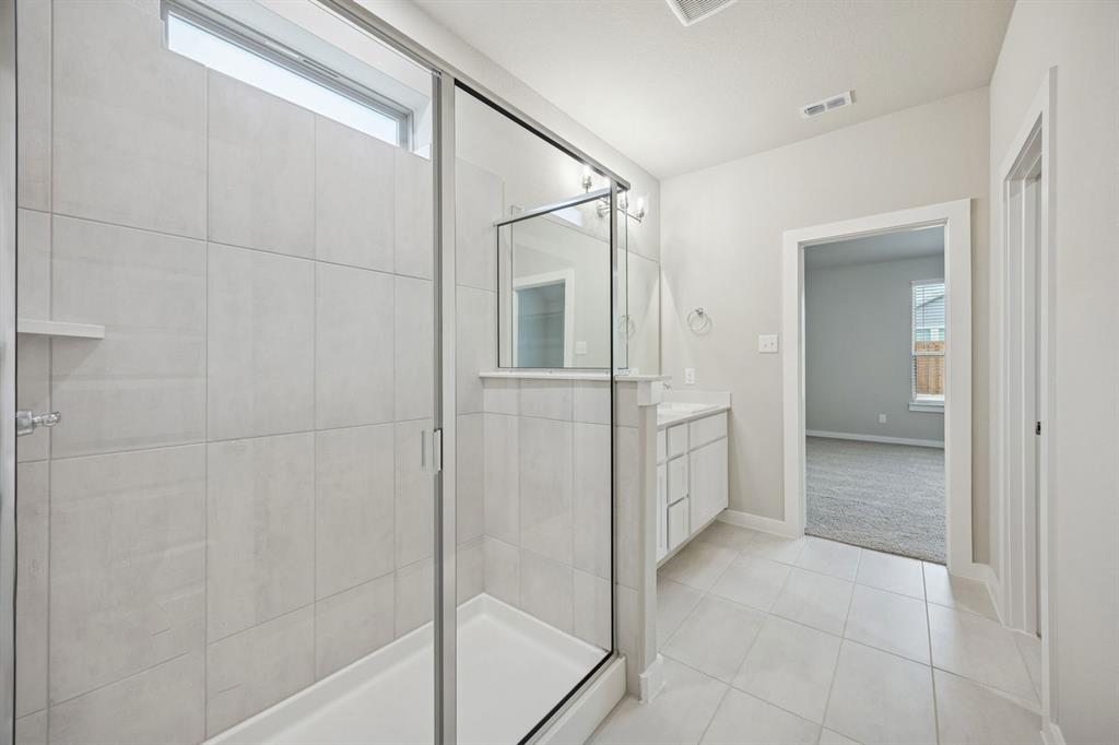 748 Brightstar Drive Property Photo 22