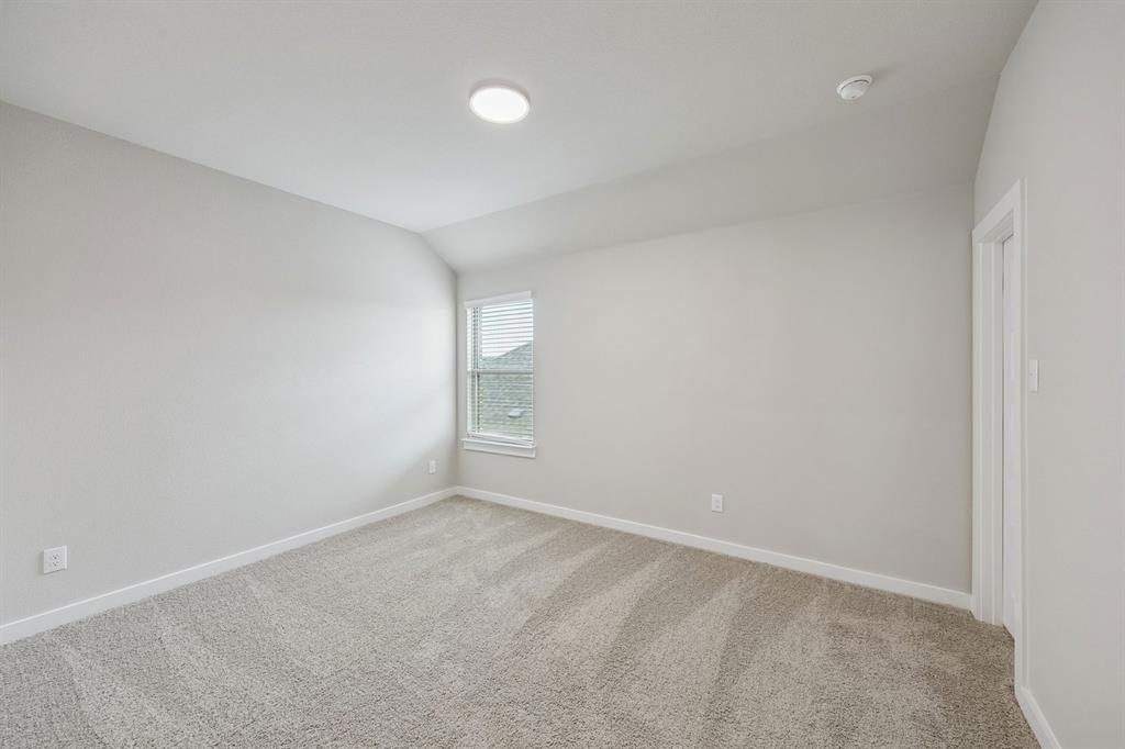 748 Brightstar Drive Property Photo 28