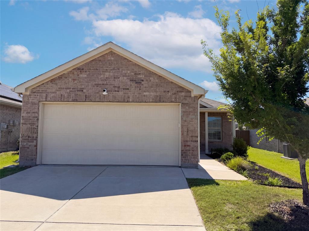 2214 Nightgrove Circle Property Photo 1