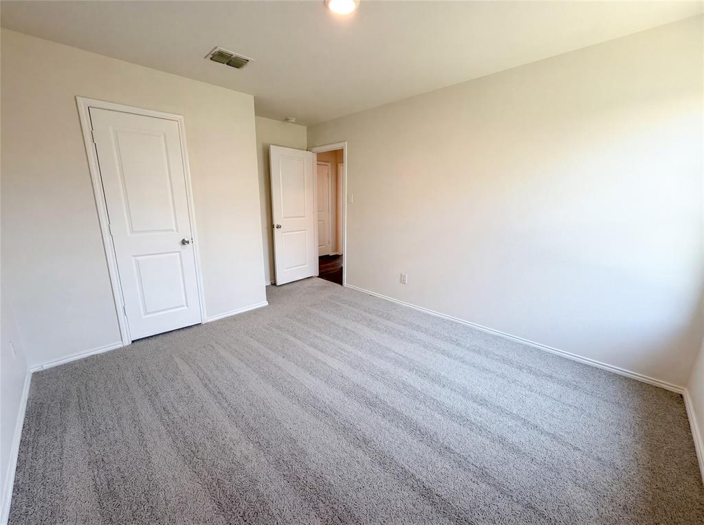 2214 Nightgrove Circle Property Photo 10