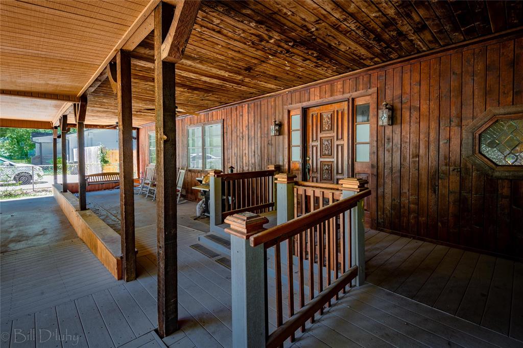 9468 Ranch Lane Property Photo 3