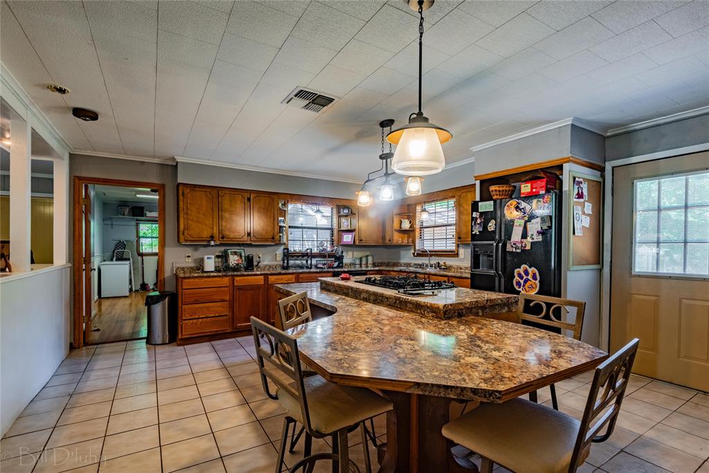 9468 Ranch Lane Property Photo 11