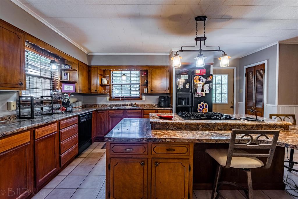 9468 Ranch Lane Property Photo 12