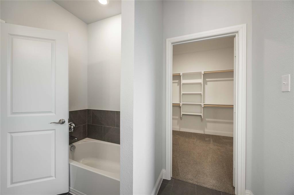 354 Rock Acre Drive Property Photo 14